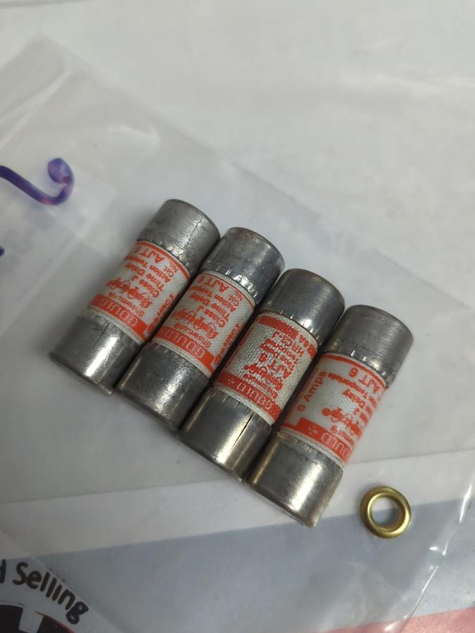 Used GOULD SHAWMUT,AJT-6,AMP-TRAP 6 AMP FUSE LOT OF 4 PRE-OWNED