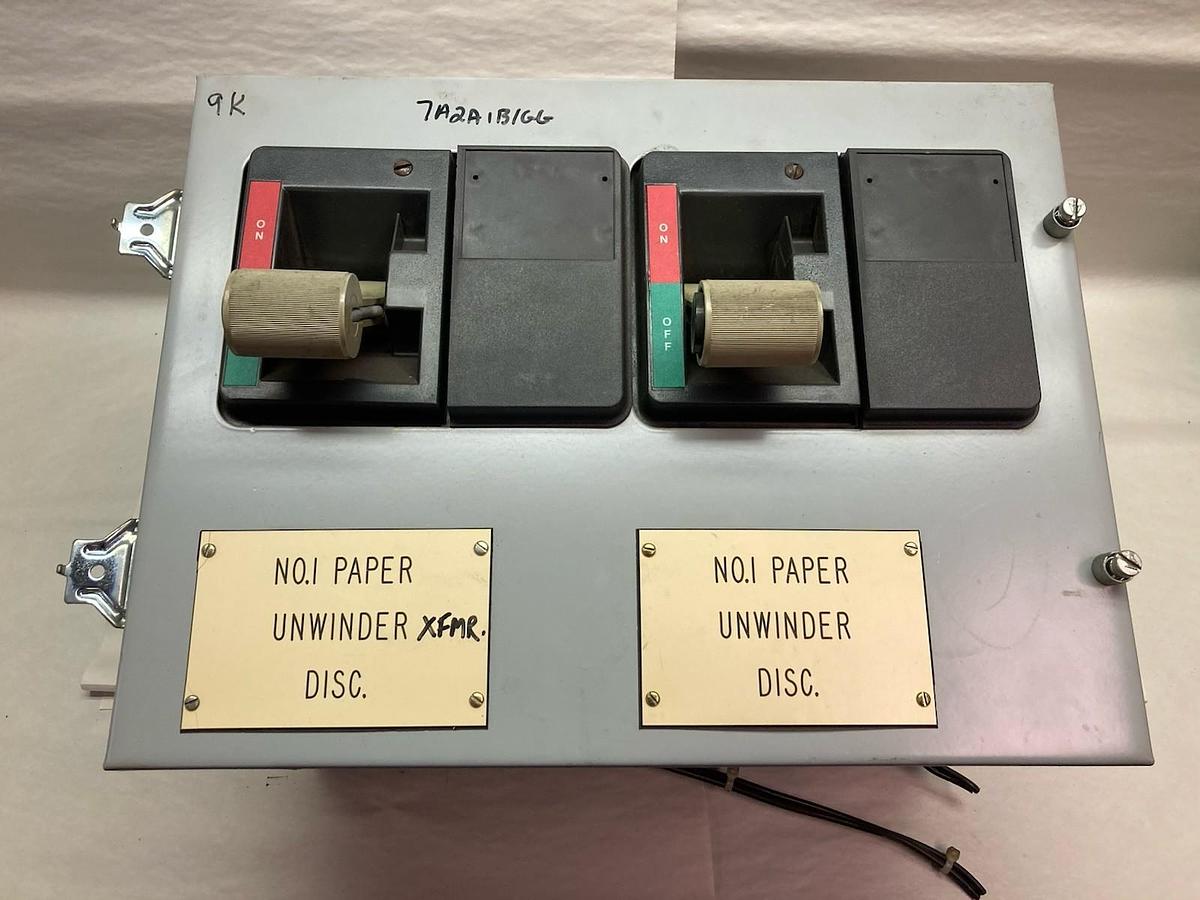 Used Cutler Hammer,30 Amps,12 INCH MCC Dual Disconnect Feeder Bucket 30A