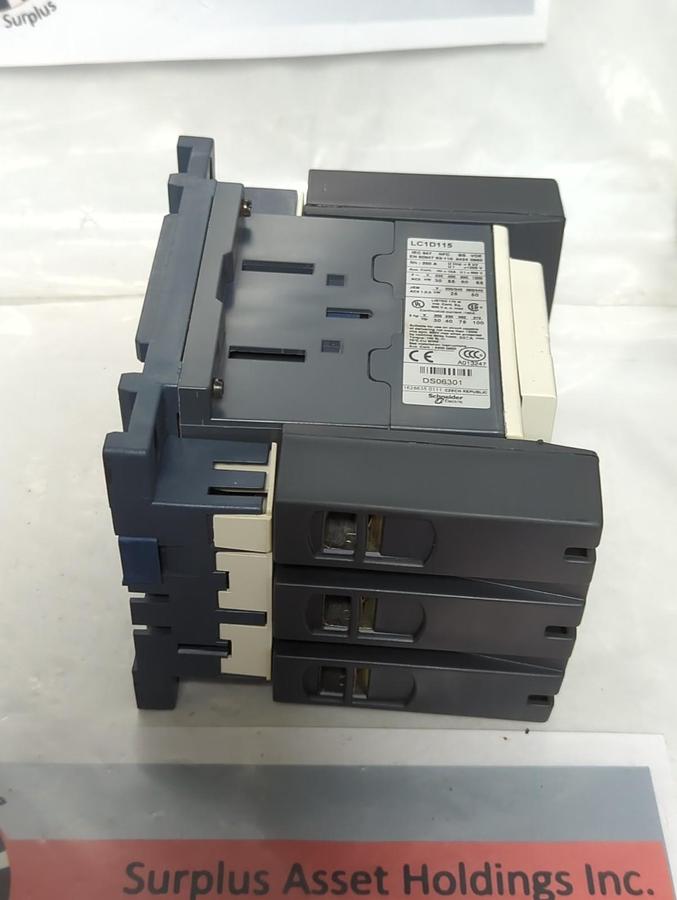 Used TELEMECANIQUE,LC1D115,CONTACTOR 3-POLE 1000VAC PRE-OWNED