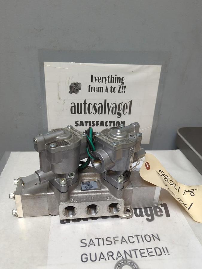 PARKER,L6954371153,DOUBLE SOLENOID VALVE 140 PSI 120V 60HZ 12W MISSING BOX