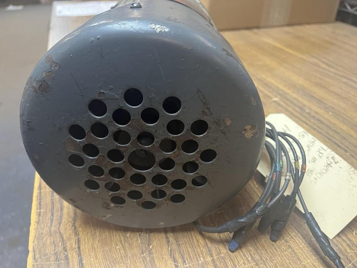 Used HOWELL,1.5HP,MOTOR 3450RPM 3PH T56C7