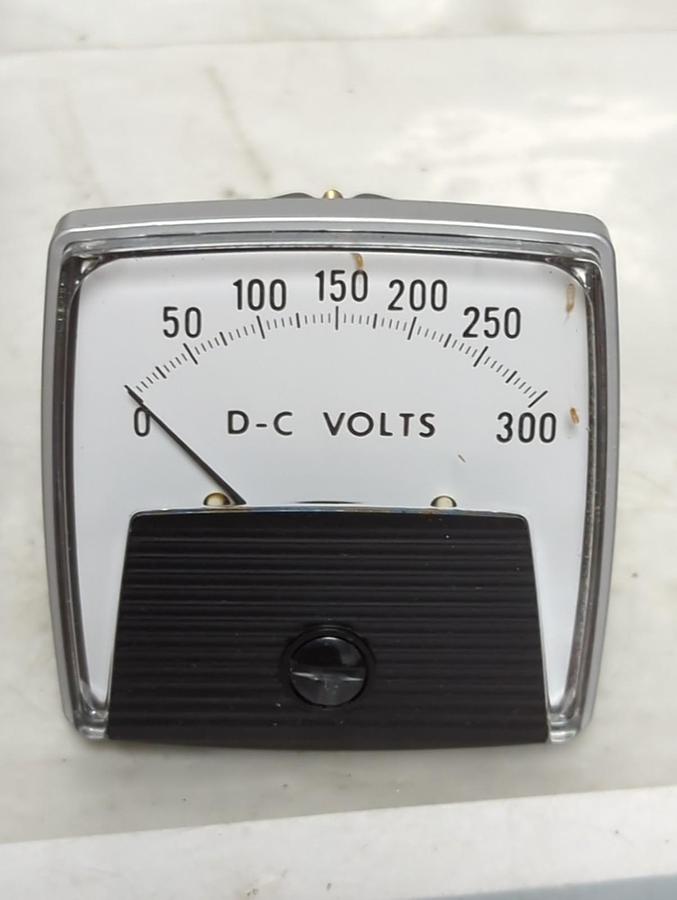 Used GE,250220RXRX,PANEL METER 0-300VDC NOS