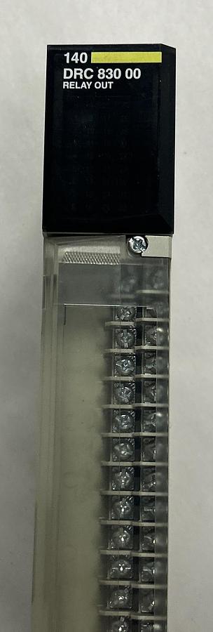 Used SCHNEIDER ELECTRIC,140-DRC-830-00,OUTPUT MODULE