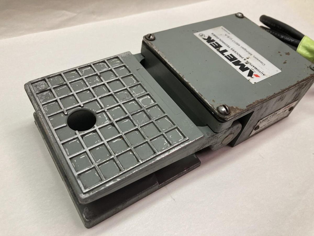 Used Ametek,1025-B2SPPX,Foot & Palm Switch
