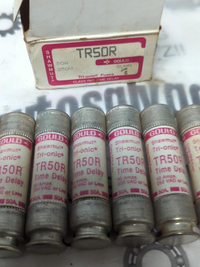 GOULD SHAWMUT,TR50R,TRI-ONIC 50 AMP FUSES BOX OF 8 NOS