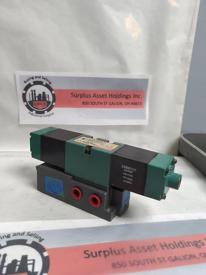 Used NUMATICS,152SS63AK000030,SOLENOID VALVE AMP. 12 WITH VALVE PLATE PRE-OWNED