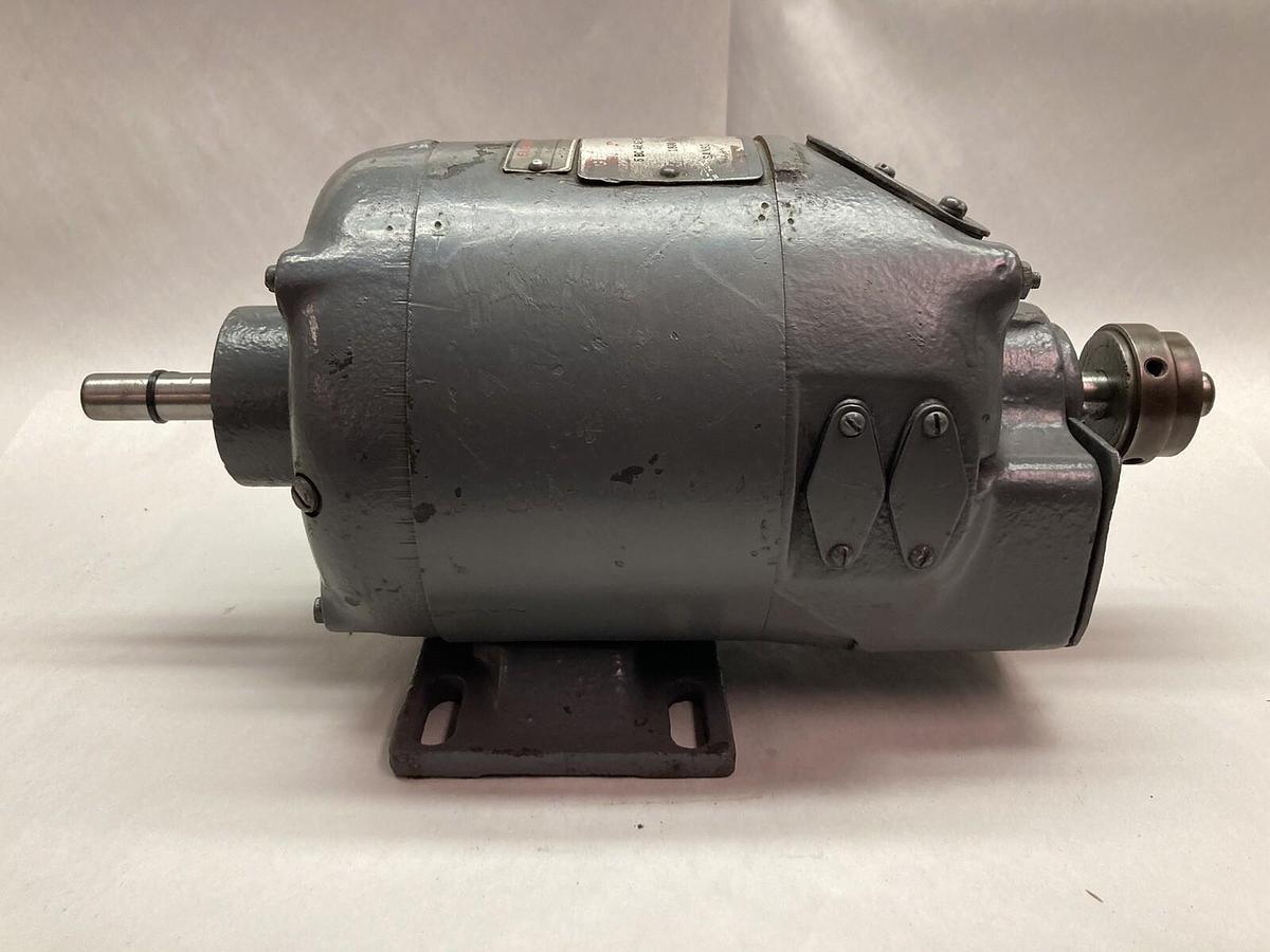 Used General Electric,5BC46AB1581B,Double Shaft Tacometer Generator 100VDC 1000RPM