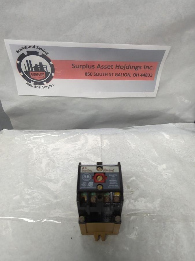Used ALLEN BRADLEY,700-P400A1,SERIES B ACRELAY PRE-OWNED
