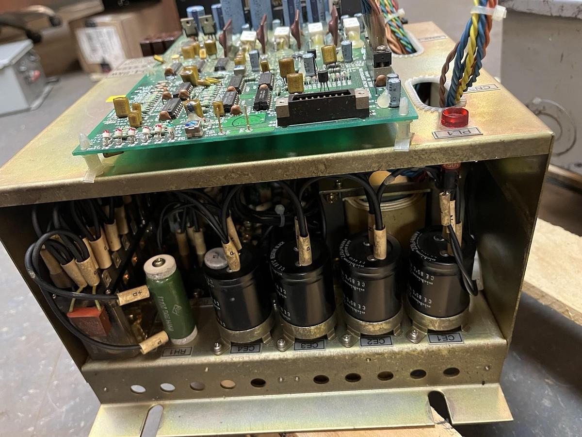 Used YAMAZAKI MAZAK,MV30-1.8KW,AC SERVO DRIVE AMPLIFIER