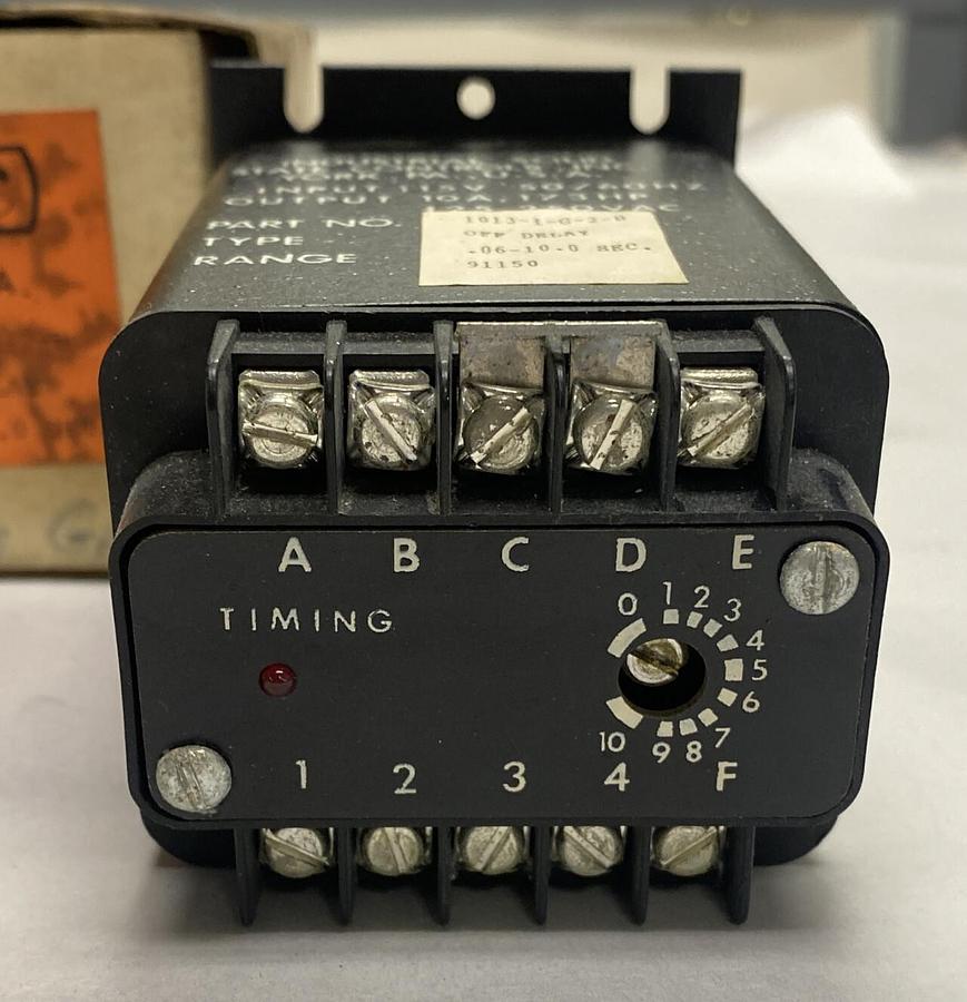 ISSC,1013-1-G-2-B,TIMER 120VAC NOS