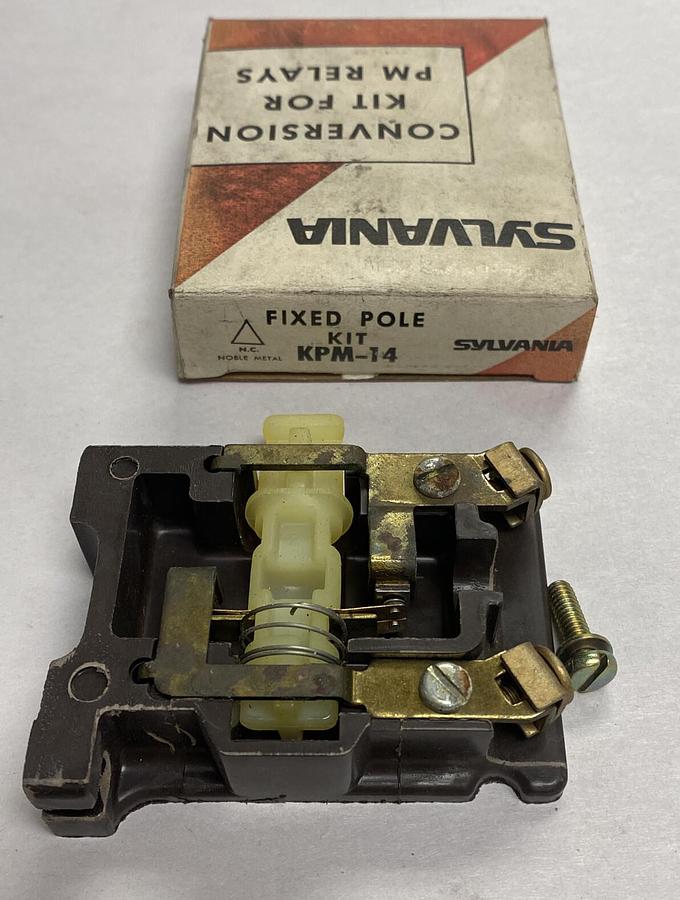 SYLVANIA,KPM-14,CONVERTIBLE POLE KIT NOS