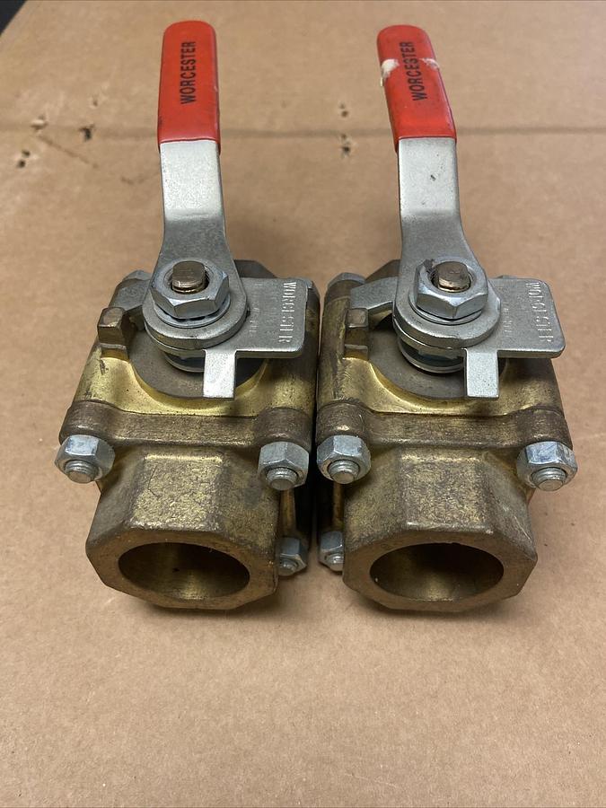 Worcester,411TTE,1-1/4 INCH Brass Ball Valve 411TTE 1000 CWP Lot of 2