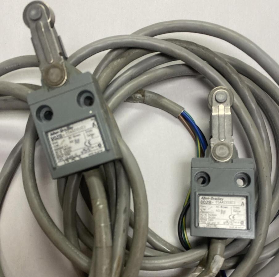 Used Allen-Bradley,CSAA2XSXC3,Compact Limit Switch Lot Of 2