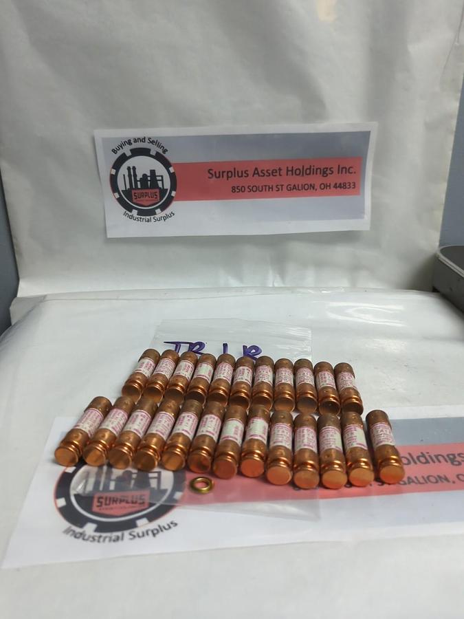 Used GOULD SHAWMUT,TR-1R,TRI-ONIC 1 AMP FUSE LOT OF 24 PRE-OWNED