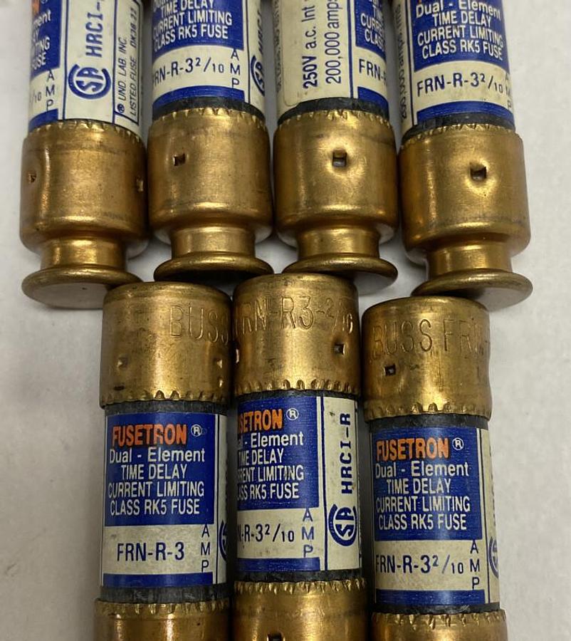 Cooper Bussmann,FRN-R-3 2/10,Fuse Lot Of 7 NOS