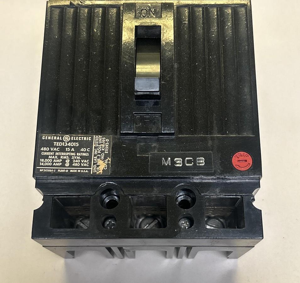 Used GENERAL ELECTRIC,TED134015,CIRCUIT BREAKER 15A 480V 3P