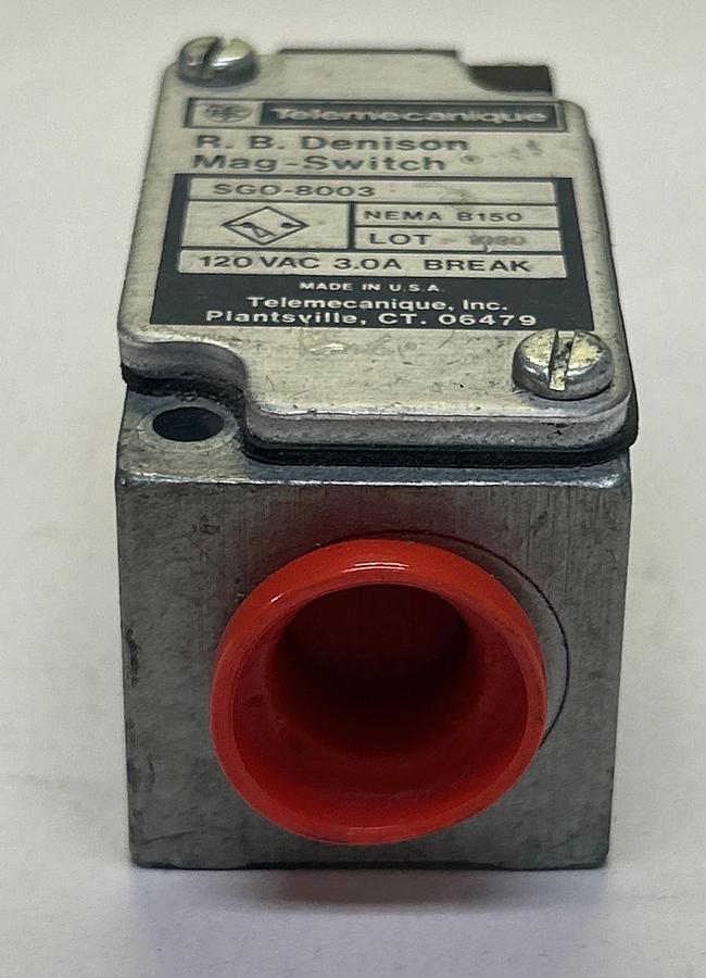 Used TELEMECANIQUE RB DENISON,SGO-8003,MAGNETIC PROXIMITY SENSOR