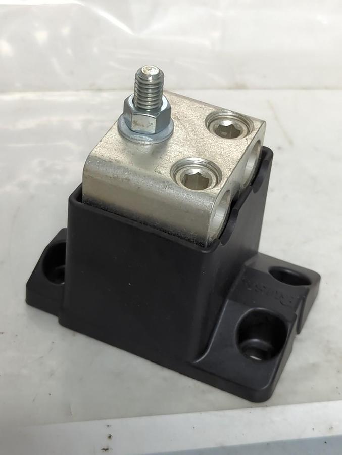 BUSSMANN,BH-1133,MODULAR FUSEBLOCK 700V-400A NOS