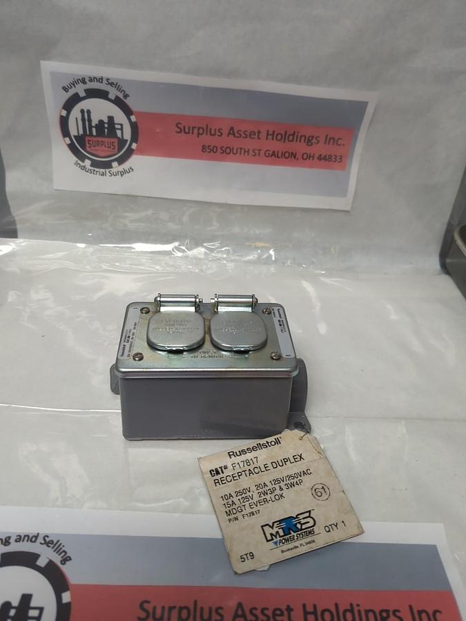 RUSSELLSTOLL,F17817,RECEPTACLE DUPLEX MDGT EVER-LOK NOS