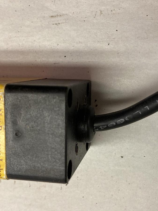 Used STI,MS46-20-870-Q1-X,Safety Light Curtain Transmitter