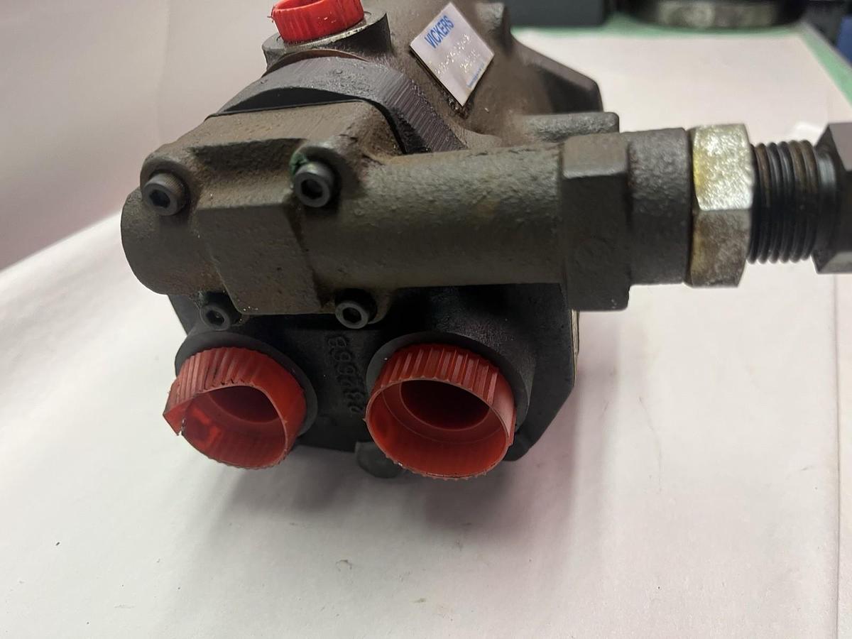 Used VICKERS,PVB6-RSY-40-CM-12,PISTON PUMP 02-341461
