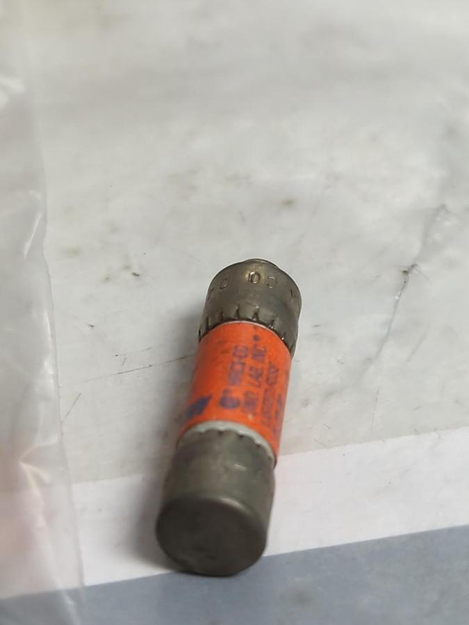 Used GOULD SHAWMUT,ATDR5,AMP-TRAP 5 AMP FUSE LOT OF 6 NOS