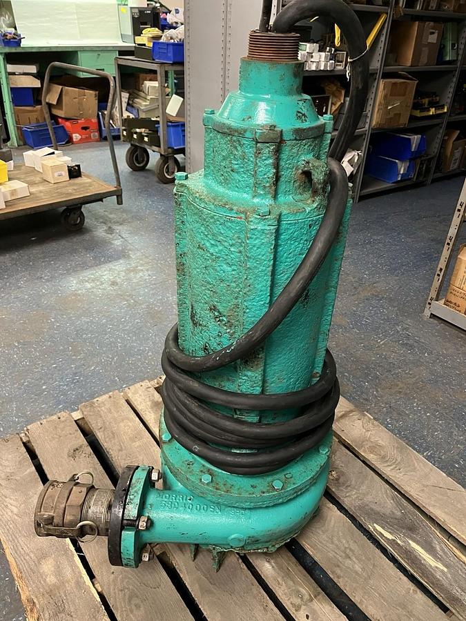 Used RELIANCE,P21G2818C,15 HP SUBMERSIBLE SEWAGE PUMP 3PH