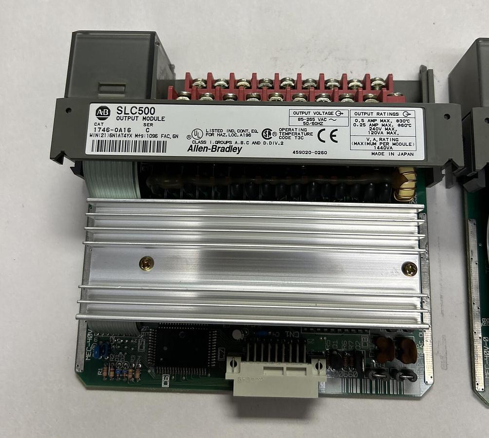 Used ALLEN BRADLEY,1746-OA16,SER C SLC500 OUTPUT MODULE LOT OF 2