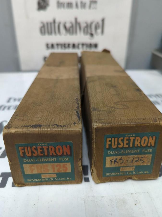 BUSSMANN,FRS-125,FUSETRON 125 AMP FUSES LOT OF 2 NOS