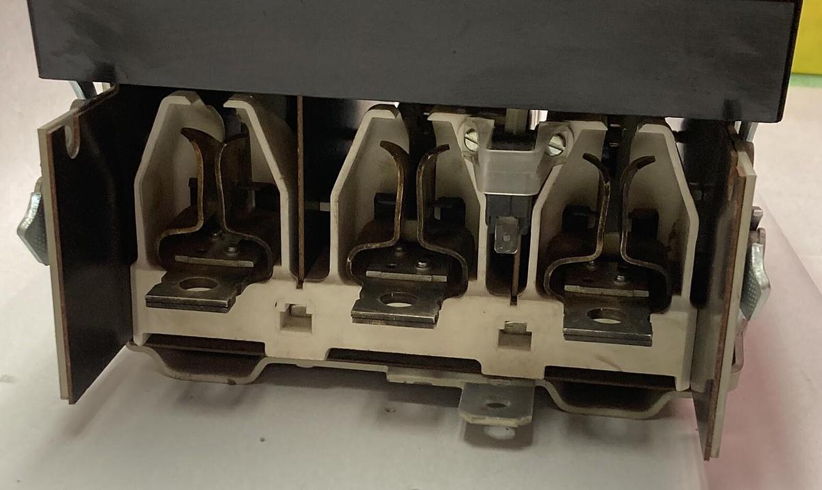 Siemens,3NP5260-0E...,Fused Load Separator 250A Max 23W