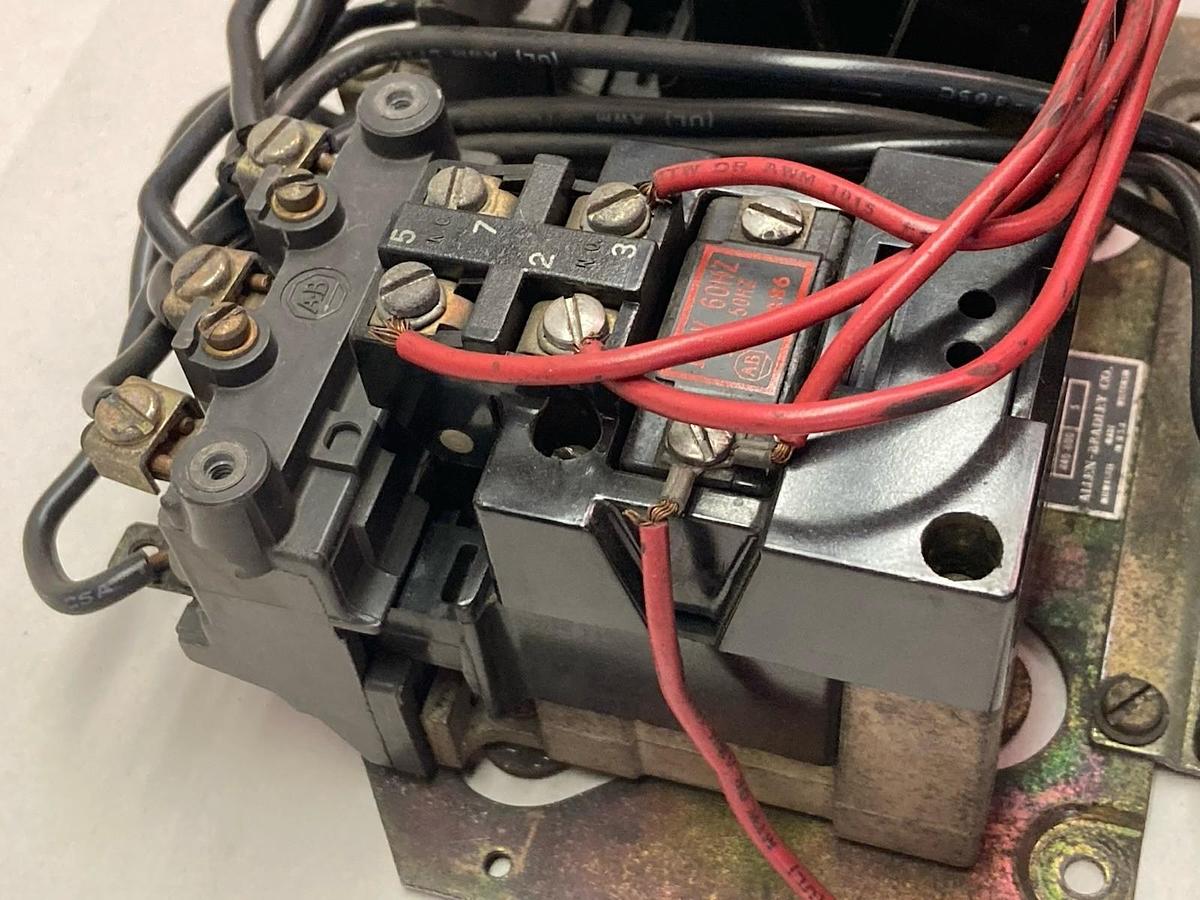 Used Allen-Bradley,705-AOD103,Reversing Starter Ser K Size 0