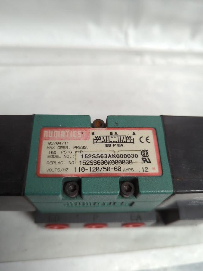 Used NUMATICS,152SS63AK000030,SOLENOID VALVE AMP. 12 WITH VALVE PLATE PRE-OWNED