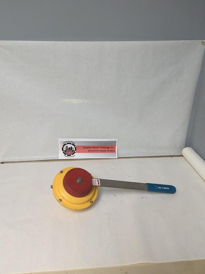 Used KINETROL,MODEL 070,SPRING RETURN ACTUATOR UNIT + MANUAL ACTION 12 IN HANDLE