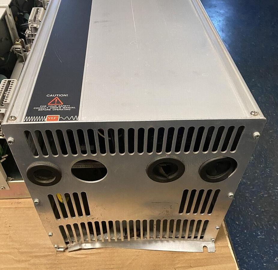 Used DANFOSS,175H4425,VARIABLE SPEED DRIVE 440-500V 30HP
