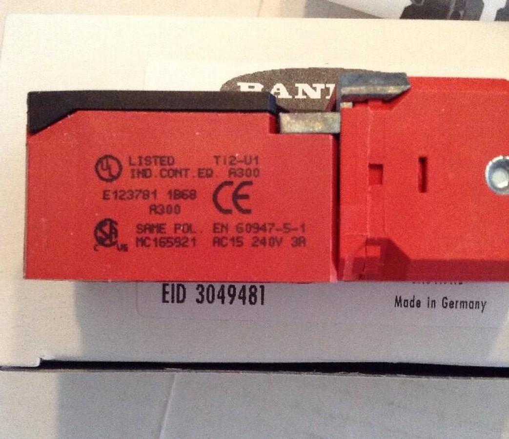 Banner,58748 SI-LS83MRVD,Limit Switch Style Machine Safety Switch Original Kit