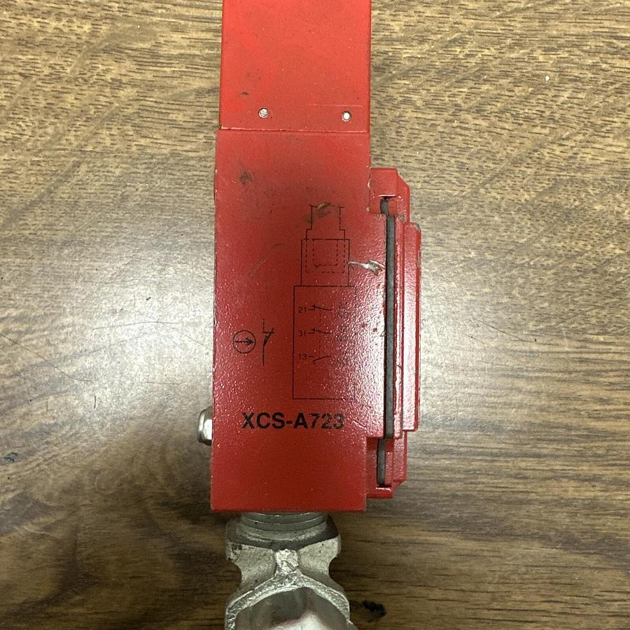 Used Telemechanique,947-5-1 XCS,Limiit Switch