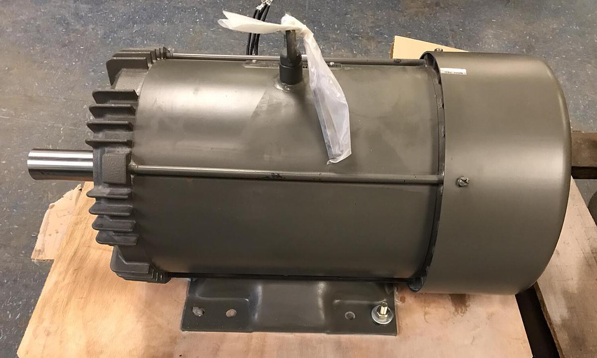 Toshiba,0152FCNA21A-P HI-EFF,Epact Induction Motor 15HP 3520RPM 230/460V Fr 254T