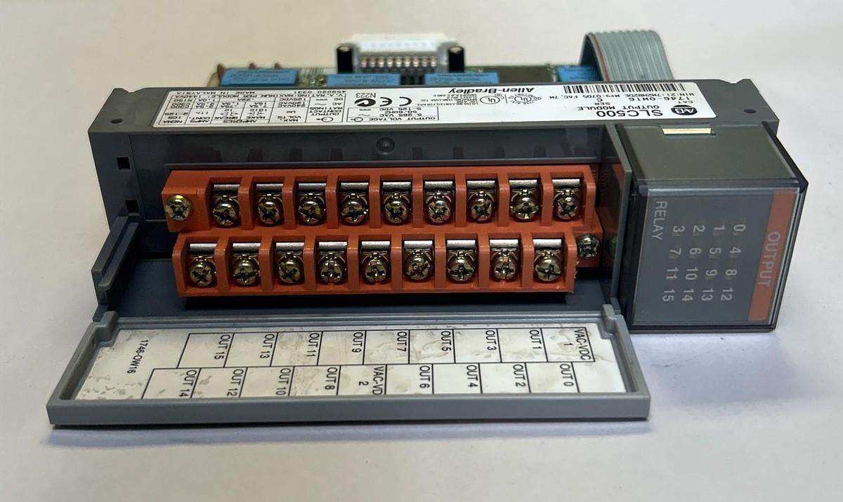 Used ALLEN BRADLEY,1746-OW16,SLC500 OUTPUT MODULE