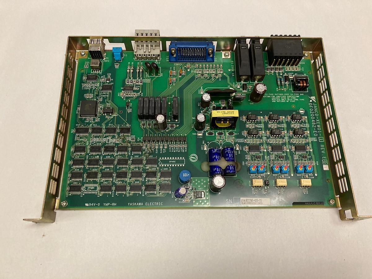 Used Yaskawa,JANCD-XEW01-1 DF0200482-E0,Servo Module Circuit Board