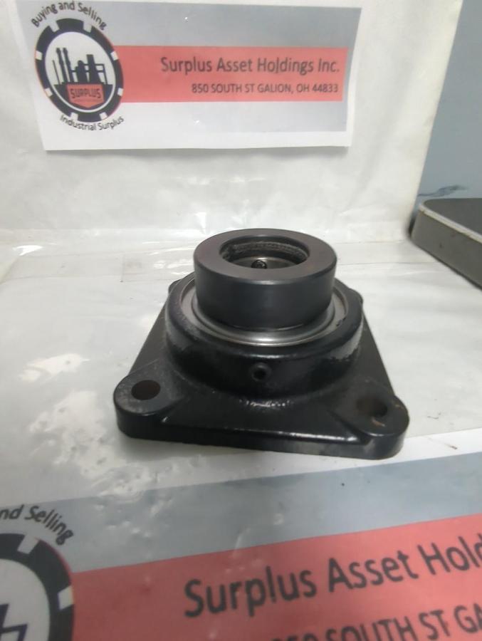 Used REXNORD LINK-BELT,BS216315,FLANGE BEARING 4-BOLT BASE 1-3/4 INCH BORE PRE-OWNED