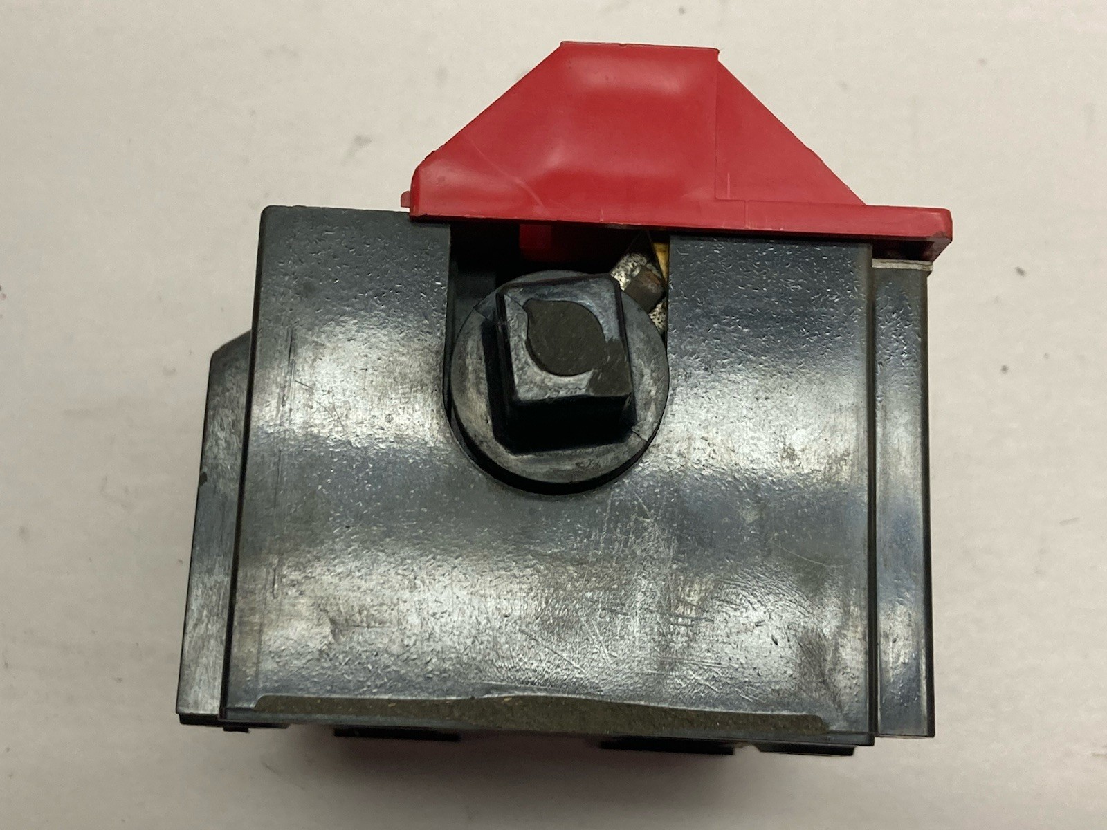 Used General Electric,425D392 P1,3-Pole Heavy Duty Safety Switch