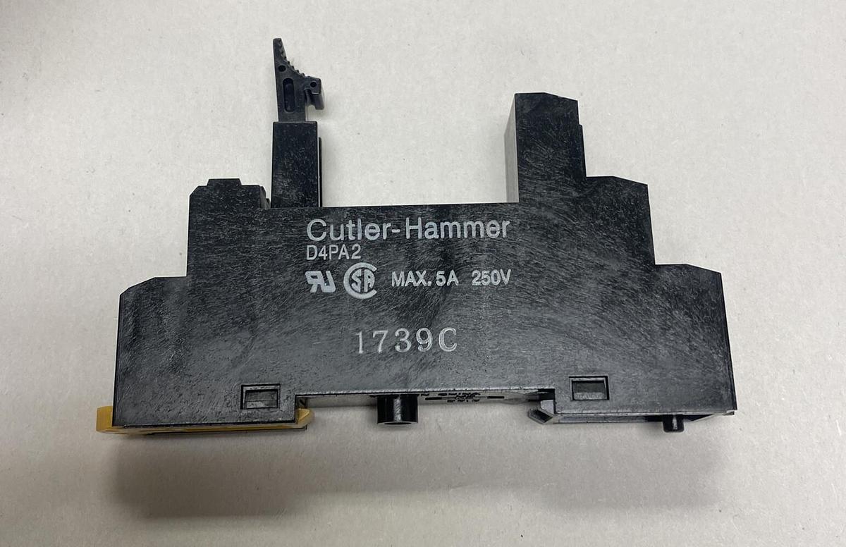 Cutler Hammer,D4PA2,2-Pole Socket Box Of 10 NOS