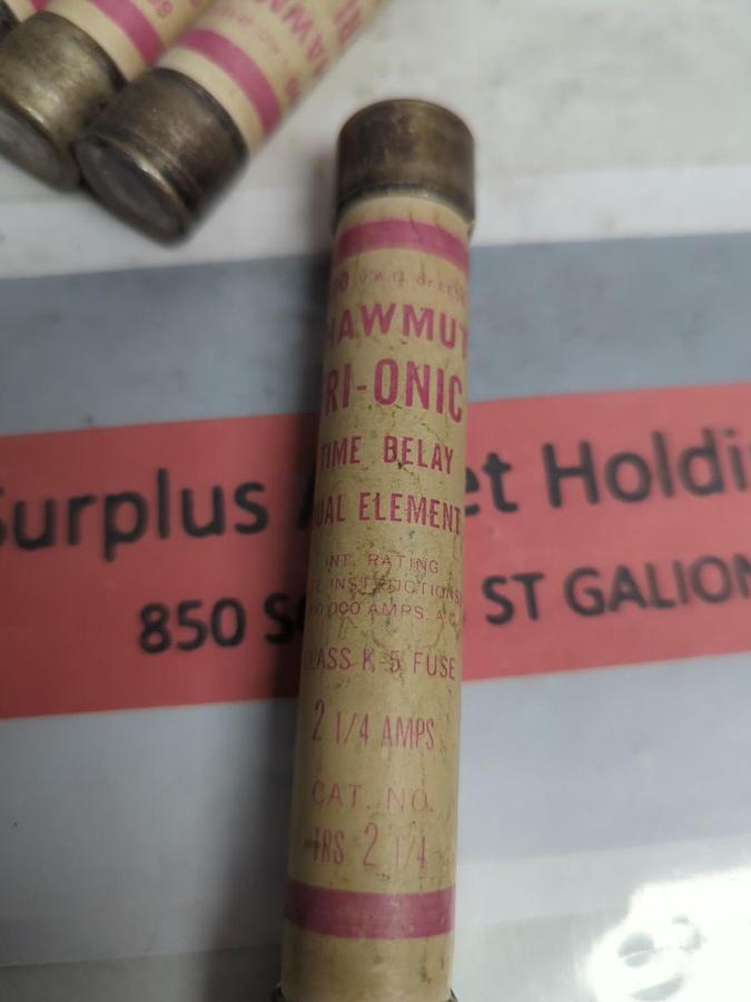 Used GOULD SHAWMUT,TRS2-1/4,TRI-ONIC 2-1/4 AMP FUSE LOT OF 4 PRE-OWNED