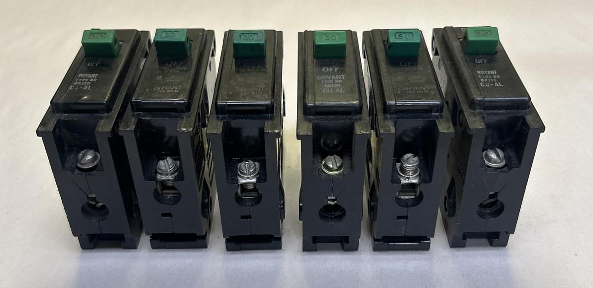Used BRYANT,BR130,CIRCUIT BREAKER 30A 120/240V 1P LOT OF 6