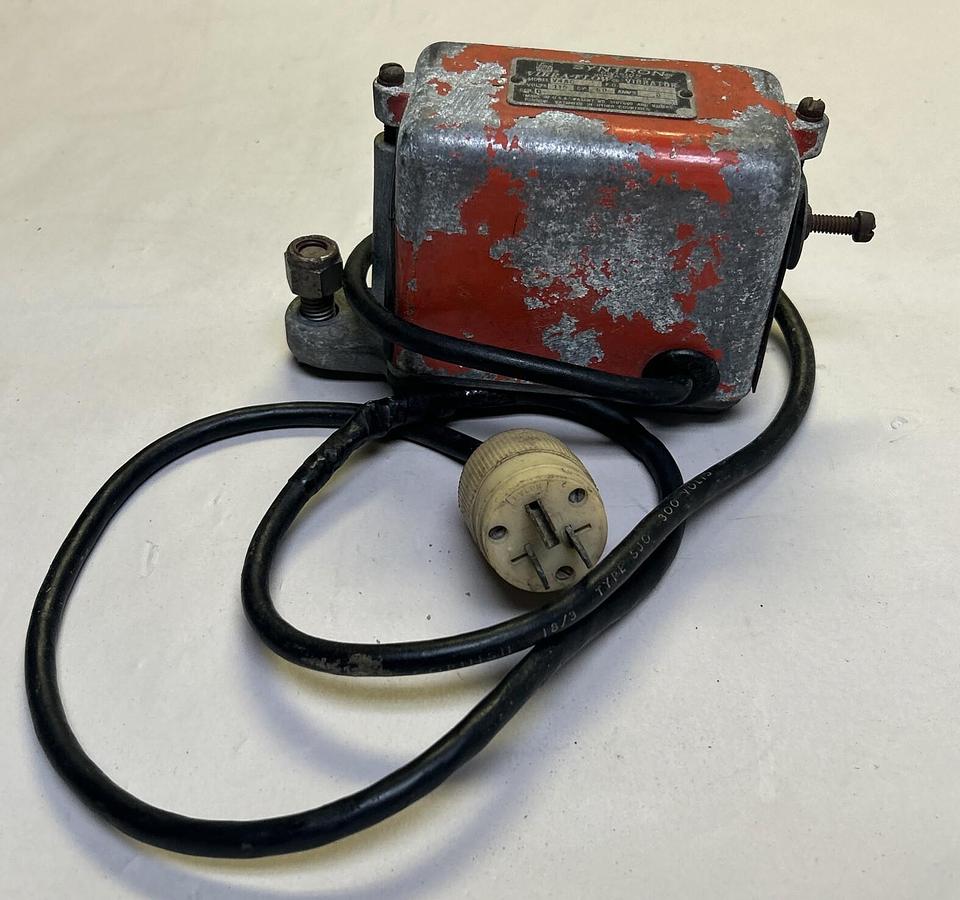 Used SYNTRON,V4AC,VIBRA-FLOW VIBRATOR 115V .8A