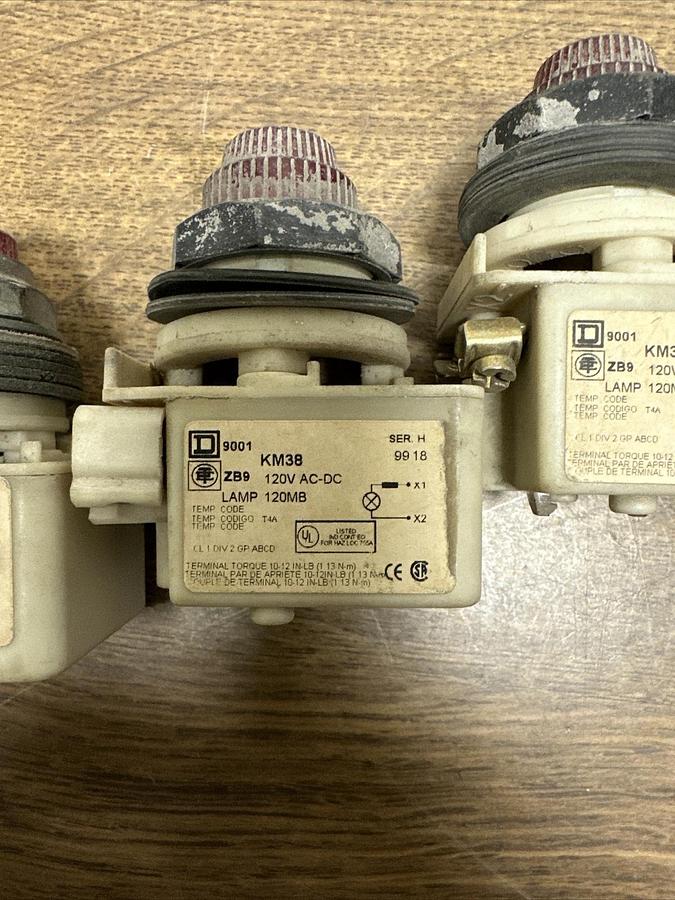 Used Square D,9001-KM38,Red Pilot Light LOT of 3