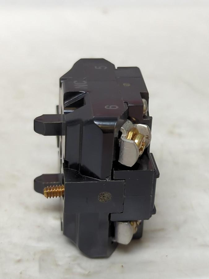 HONEYWELL MICRO SWITCH,PTCG,CONTACT BLOCK 600VAC-125VDC NOS