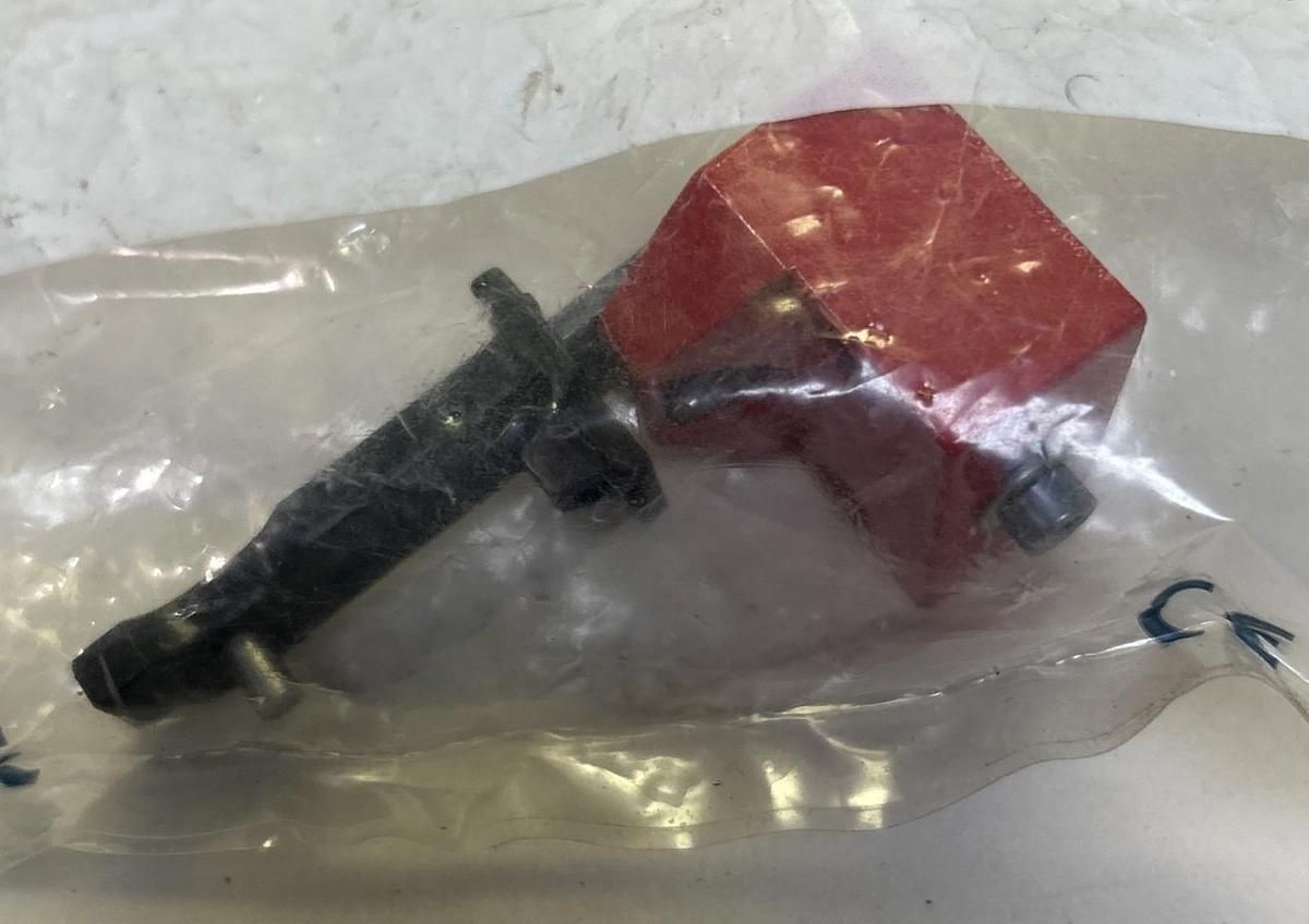 Used TELEMECANIQUE,ZCKY091,OPERATING KEY NEW