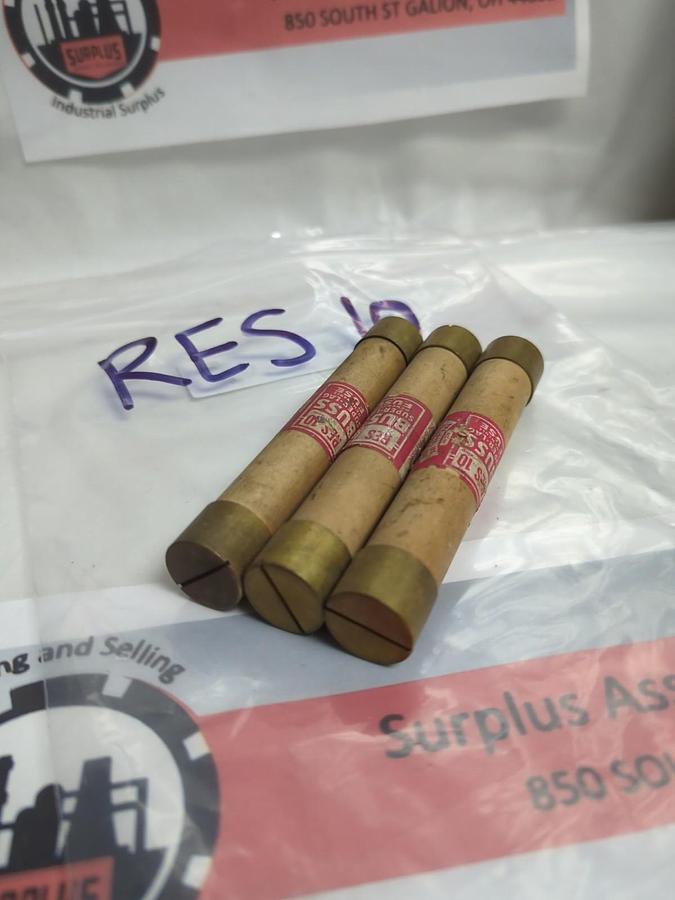 COOPER BUSSMANN,RES-10,RENEWABLE 10 AMP FUSE LOT OF 3 PRE-OWNED
