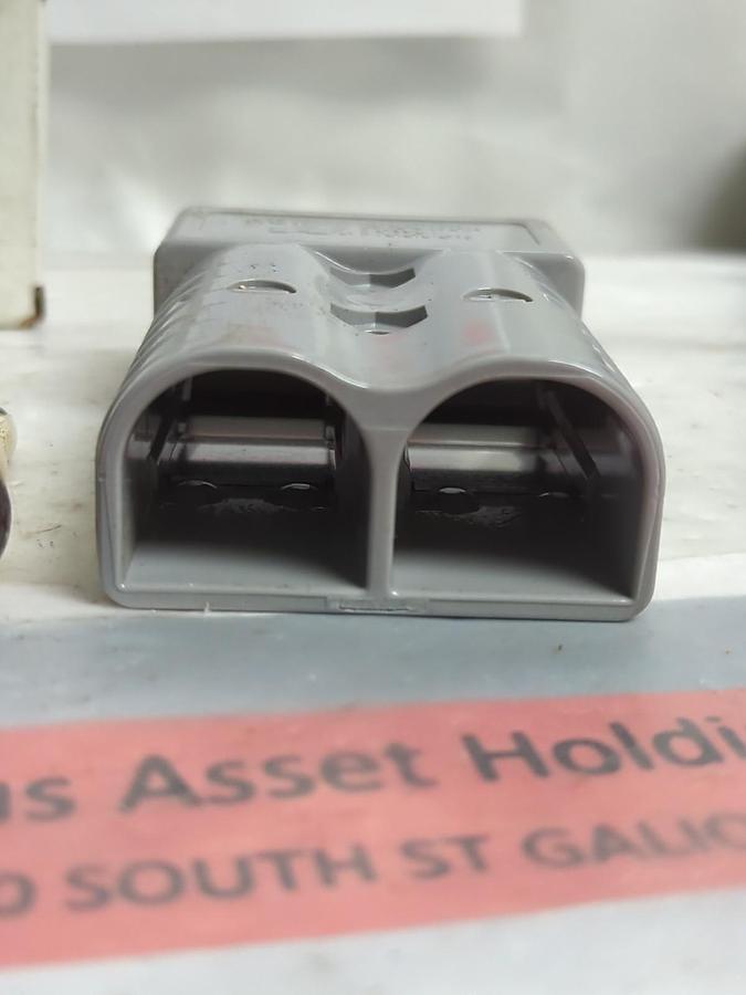 ANDERSON-STARLIFT,6320G2,SB 350A BATTERY CONNECTOR GRAY ADRMG/00 NOS